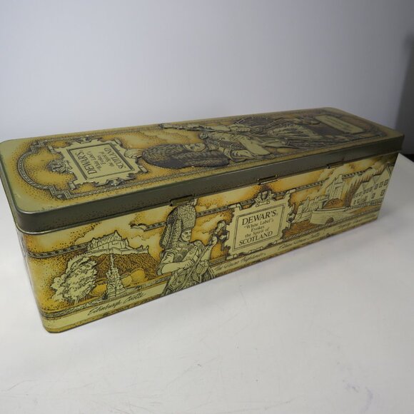Dewar's White Label Stamped Metal Scotch Whiskey Tin Decorative Collector RUST - Picture 3 of 15